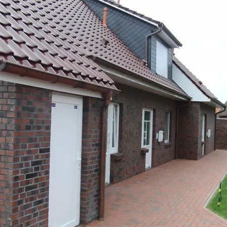 Strandbox & Strandresidenz アパート